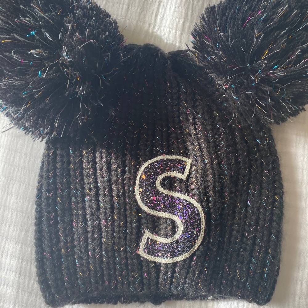 Brand New never worn girls wool hat